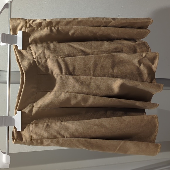 Pleated Skirt - Picture 3 of 3